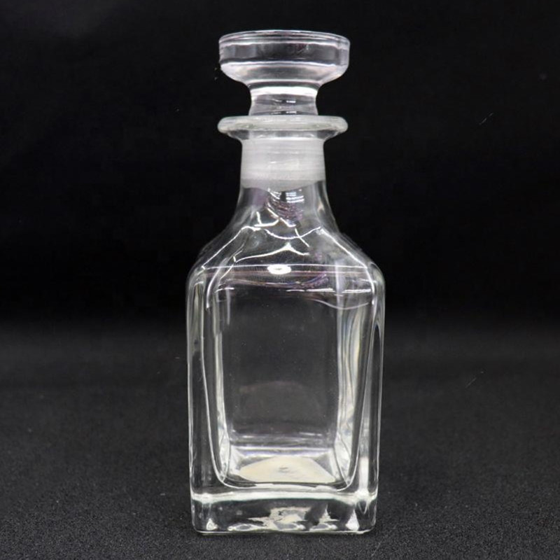 Shanghai Linlang High Quality 150ml Glass stopper cork Square Brandy Glass Bottle