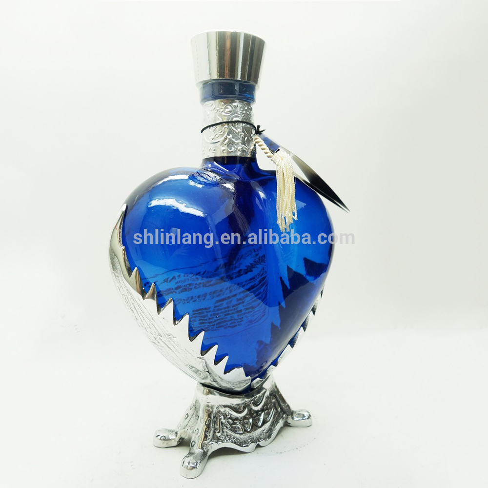 Download China Free Sample For Glass Cosmetic Jar Bottles Shanghai Linlang Customized Luxury Heart Shape Tequila Blue Bottle Tequila Glass Bottle Linlang Manufacturer And Supplier Linlang